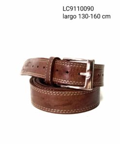 Cinturón de cuero fino pespuntes